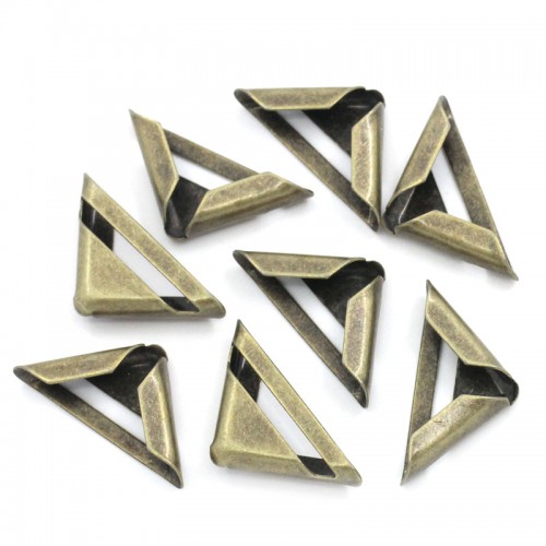 Метални ъгълчета за скрапбук албум - бронзови - 23x17mm - 12бр.